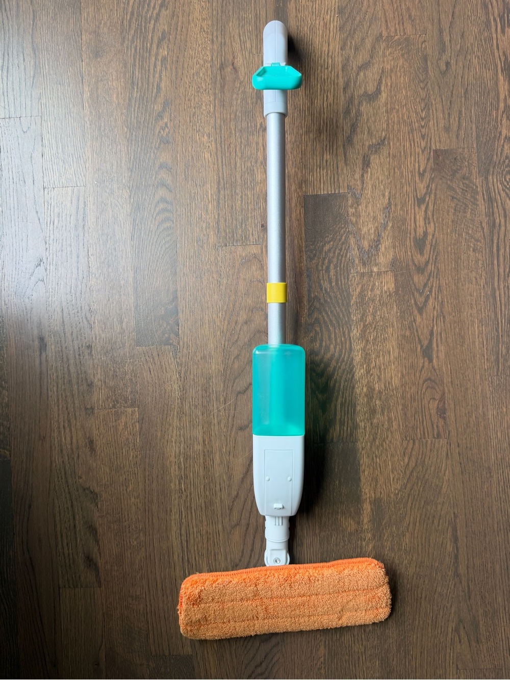 Lovevery Spray Mop from the The Storyteller Kit